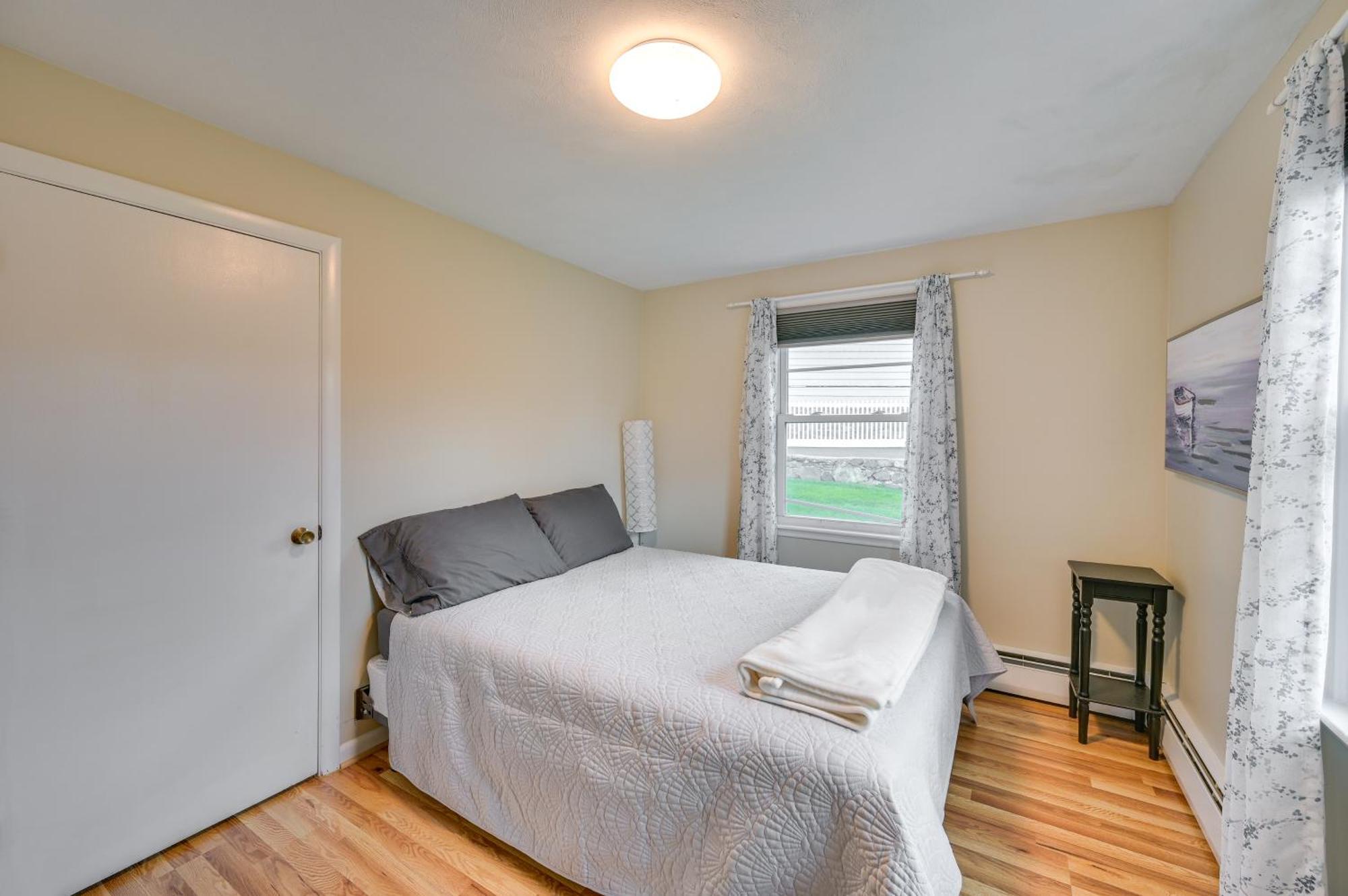 Marblehead Retreat With Sprawling Yard And Gas Grill! Appartement Buitenkant foto