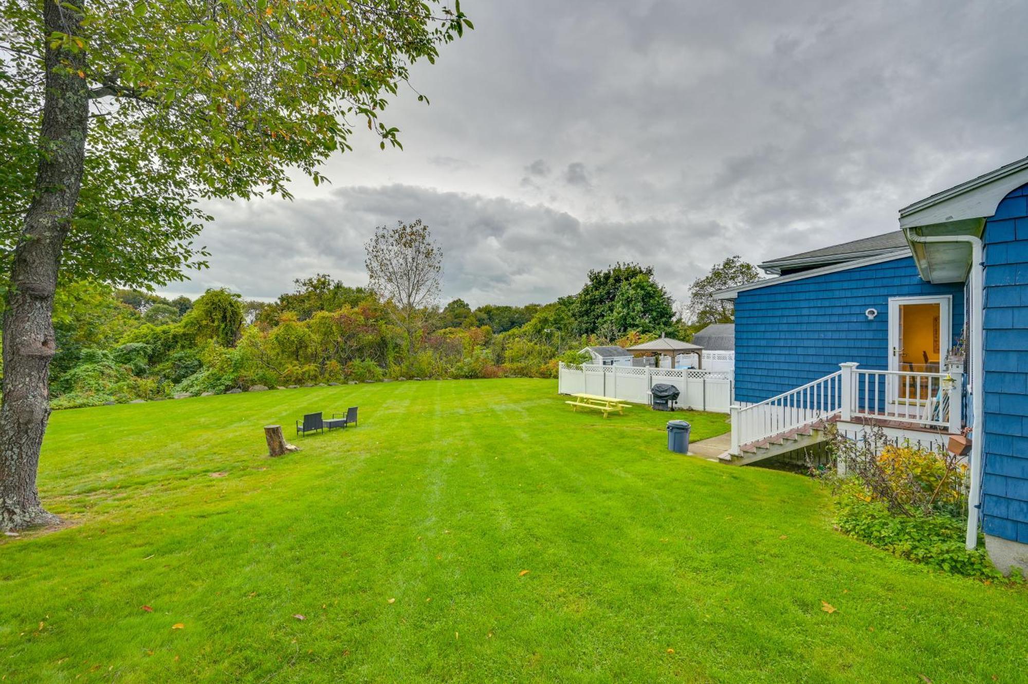 Marblehead Retreat With Sprawling Yard And Gas Grill! Appartement Buitenkant foto