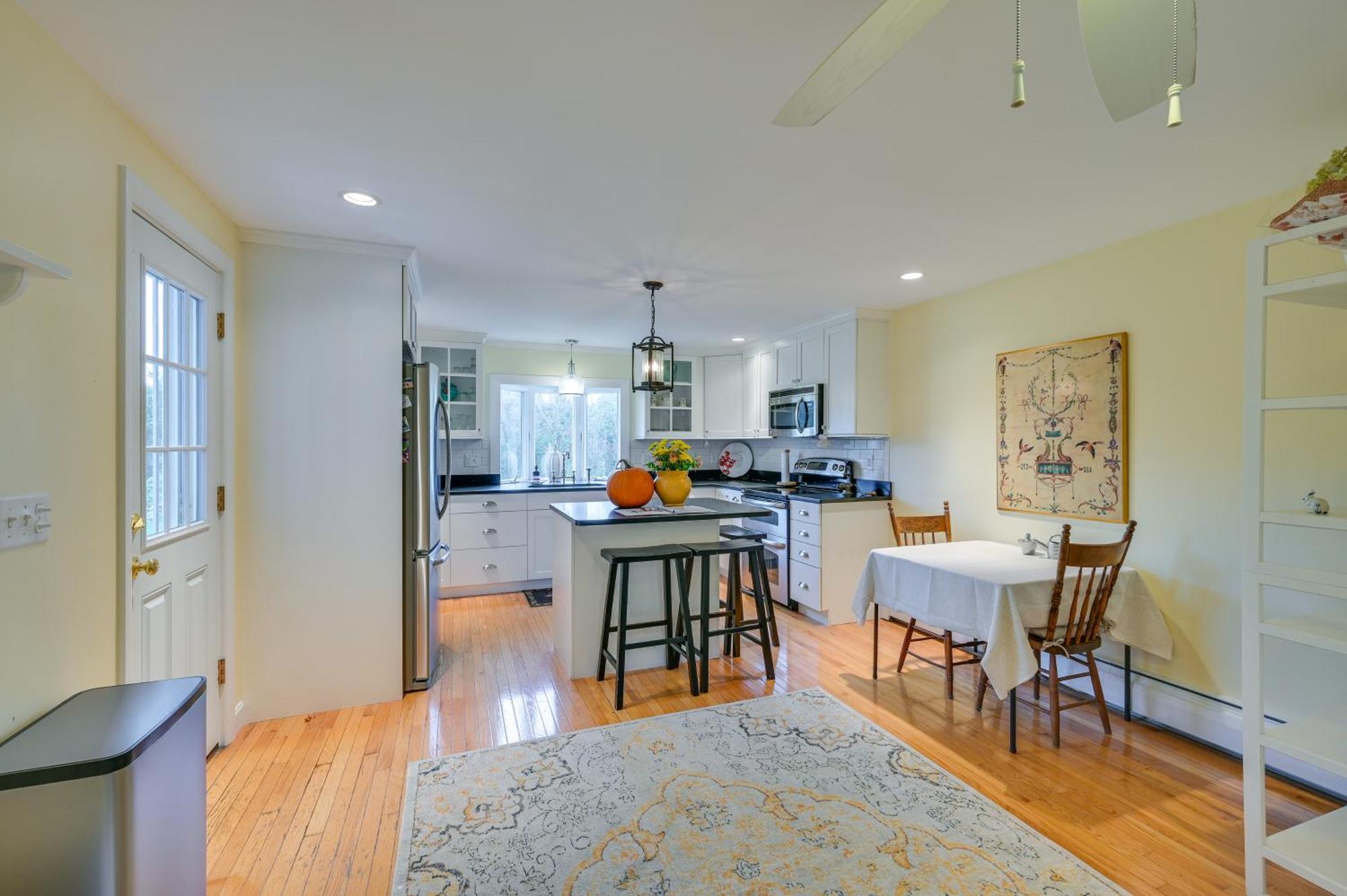 Marblehead Retreat With Sprawling Yard And Gas Grill! Appartement Buitenkant foto