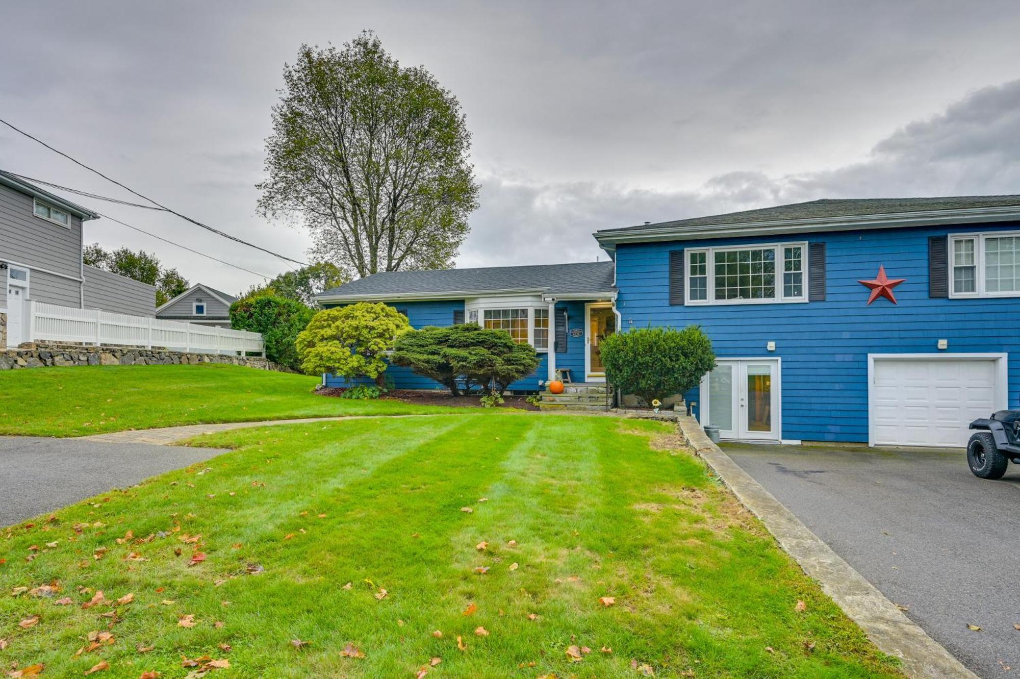 Marblehead Retreat With Sprawling Yard And Gas Grill! Appartement Buitenkant foto